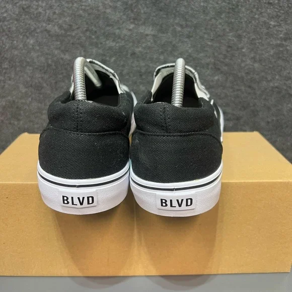 Skeleton Boney Feet Custom BLVD Original Slip Ons Size 10 Mens - Picture 8 of 14